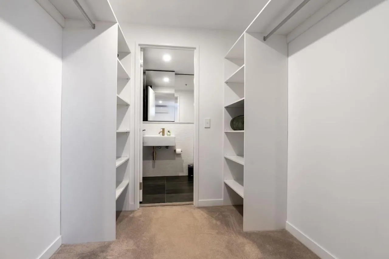 Ideal 2Br Apt In The Heart Of Braddon Canberra 0*,