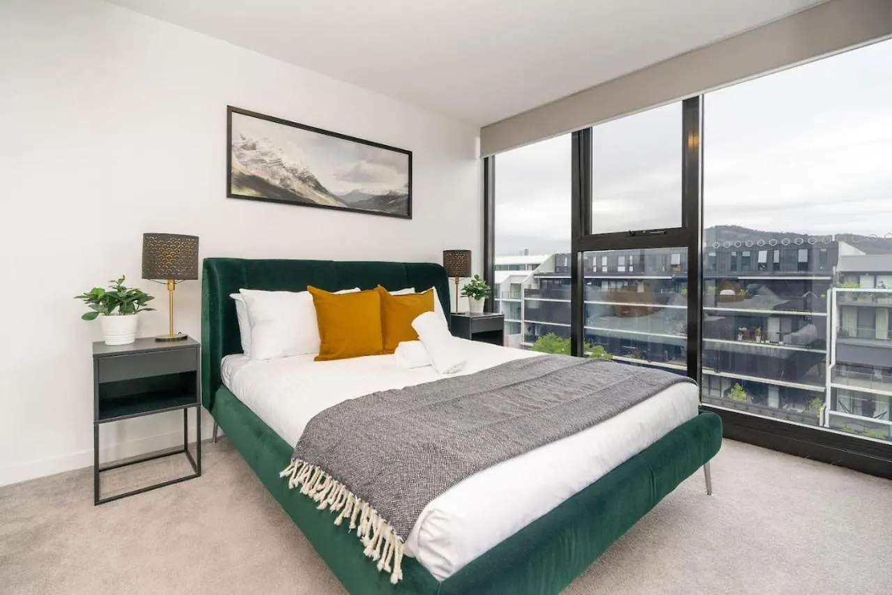 Ideal 2Br Apt In The Heart Of Braddon Canberra 0*,  Australia